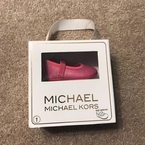 Michael kors baby flats
